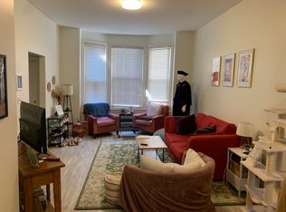 825 W Roscoe St #CH1, Chicago, IL 60657