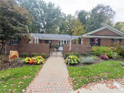 6848 Deepwood Ln, Mayfield Village, OH, 44143