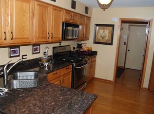 7902 Belle Rive Ct, Tinley Park, IL 60477