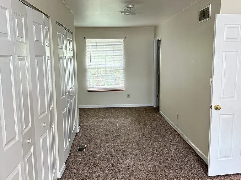 4531 Meadowlark Manor Ln — Photo 8
