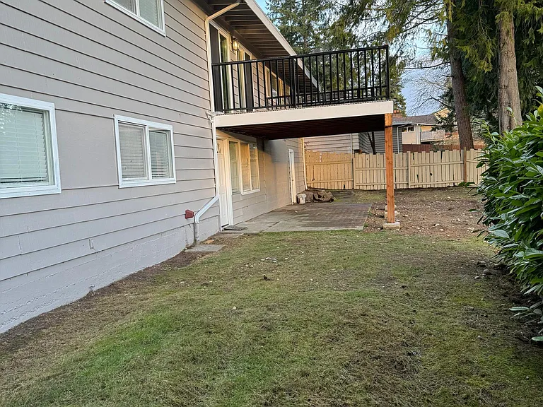 16209 Lake Hills Blvd — Photo 66