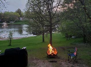 Longview Rd E, Bottineau, ND 58318