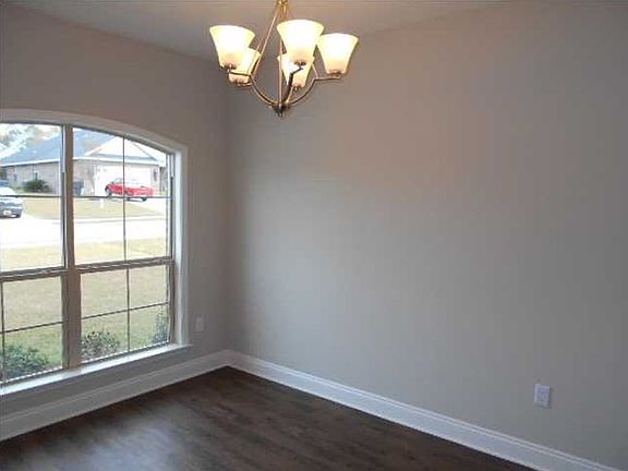 Formal dining room area 