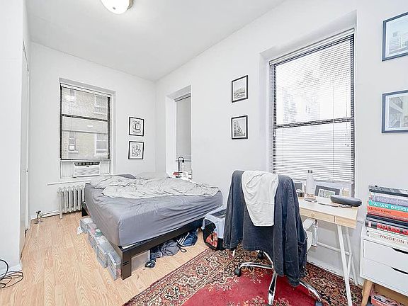 2nd image of 1430 3rd Ave #2B