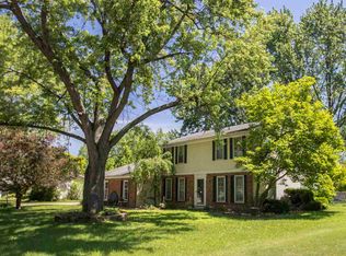 2835 Old Orchard Rd, Fort Wayne, IN 46804