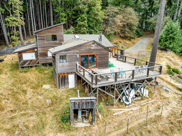 4605 McClellan Mountain Rd, Bridgeville, CA 95526