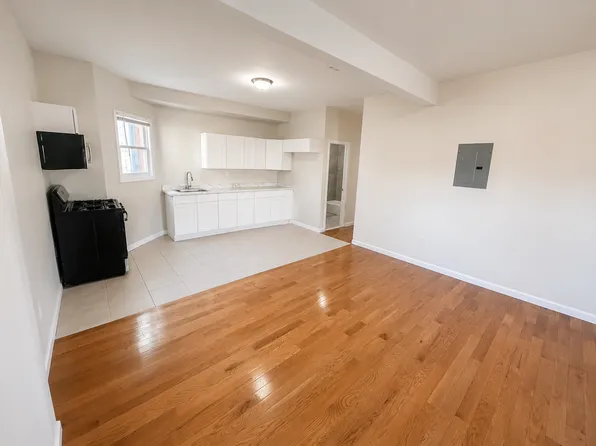 826 S 15th St, Newark, NJ