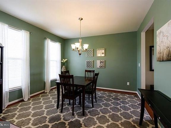 5th image of 129 Shannon Blvd