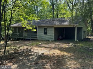 51 Sandstone Ln, Berkeley Springs, WV 25411