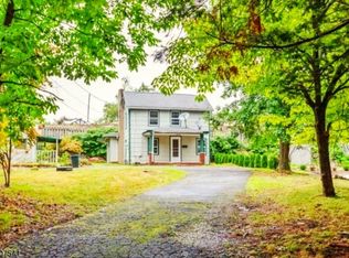 12 Plane St, Butler, NJ 07405