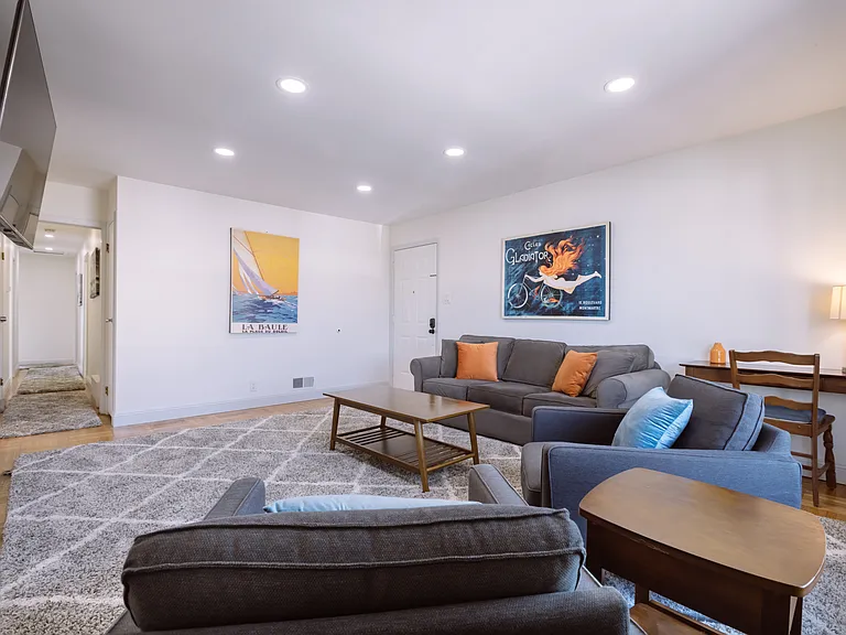 234 Del Prado Dr — Photo 23