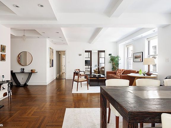3rd image of 171 W 79th St #23/24