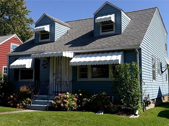 3rd image of 191 Pickford Ave
