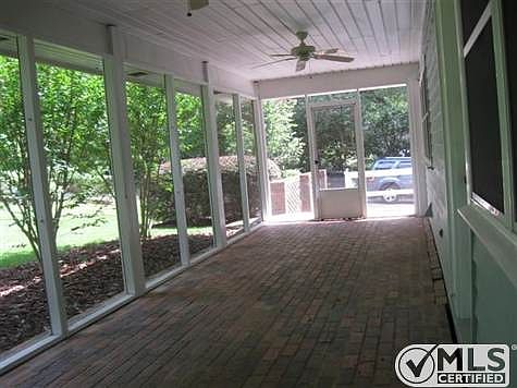 2nd image of 2010 W Randolph Cir #1