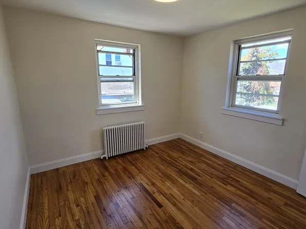 35-18 205th Street image 8 of 9