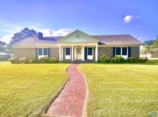 211 College St, Albertville, AL 35950
