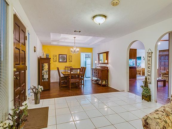 5th image of 11819 Kirkway Dr