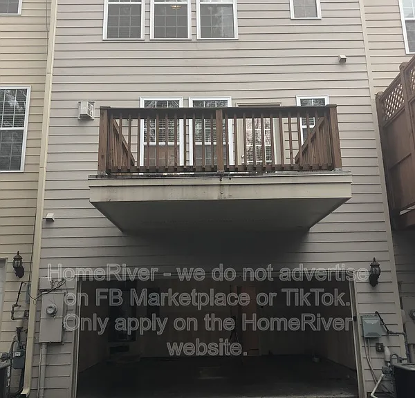 2329 Limehurst Dr NE — Photo 20