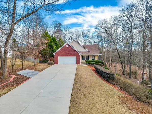 255 Lamar Ln, Hoschton, GA 30548