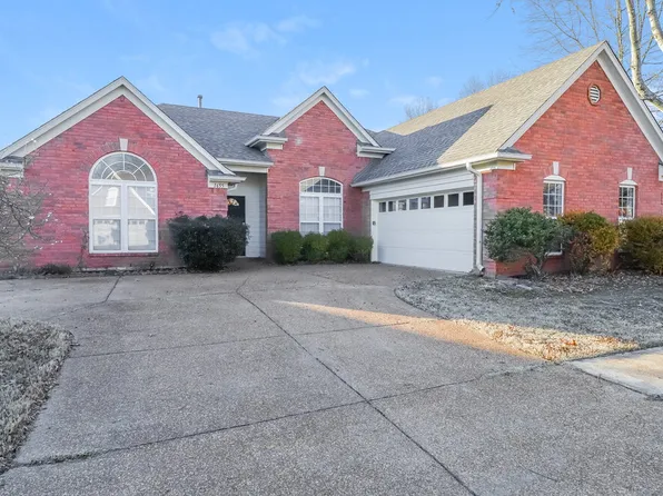 1655 Torrington Dr, Cordova, TN 38016