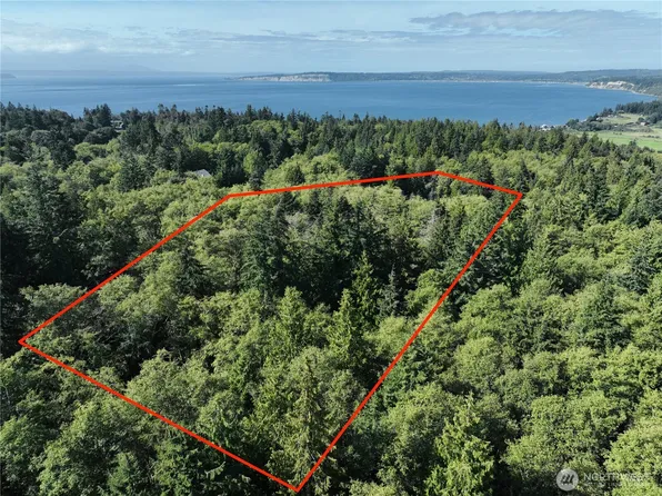 0 Leroy Circle, Clinton, WA 98236