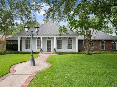 9028 Round Oak Dr, Baton Rouge, LA, 70817