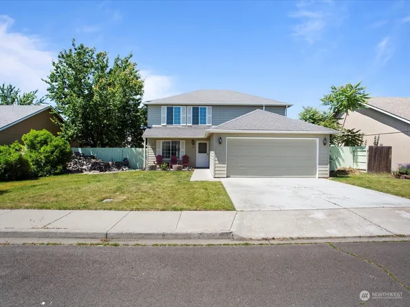 325 NE Sprucewood Place, College Place, WA 99324