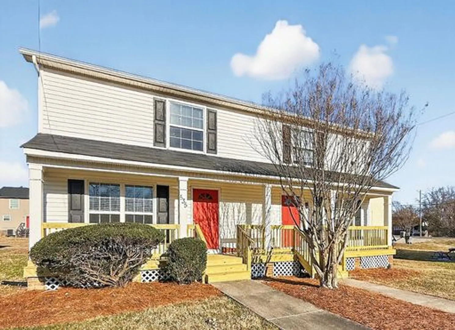 Spacious Two Bedroom Townhome In Kannapolis — Photo 1