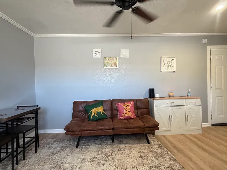 1633 Washington Ave #D — Photo 7