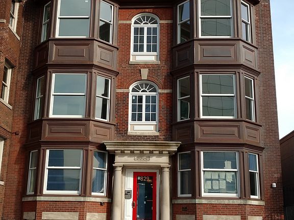 3rd image of 829 N Pennsylvania St APT B