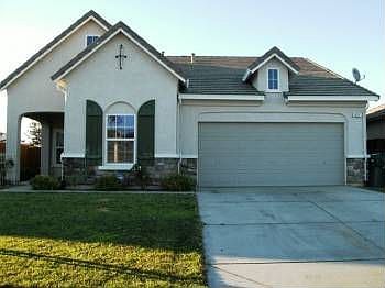 1st image of 421 Summer Garden Way