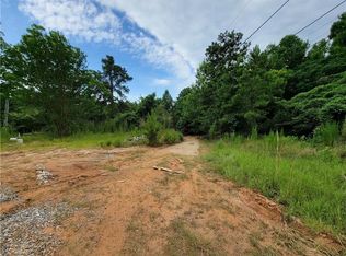 11 Ironwood Ln, Phenix City, AL 36869