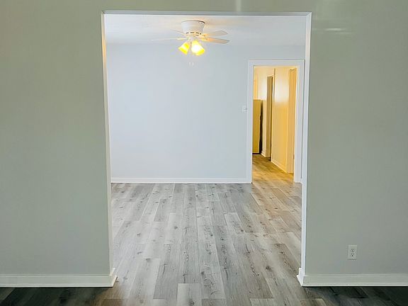 2nd image of 10016 S Indiana Ave APT 2