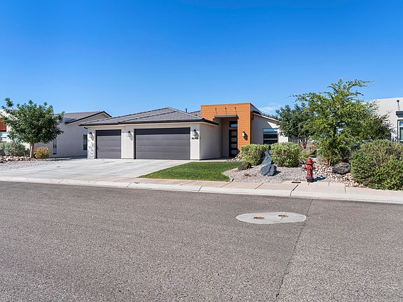 2nd image of 6043 S Hydrangea Way