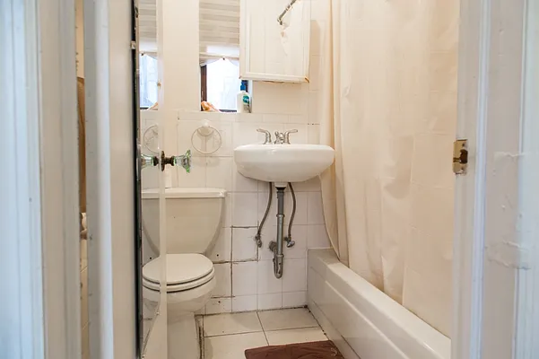 Rented by MNS | media 27