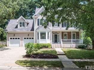 225 Flatrock Ln, Holly Springs, NC 27540
