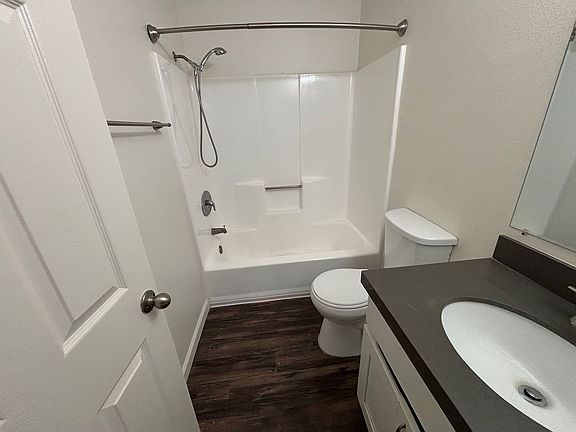 5th image of 525 28th St #17