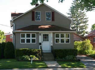 237 Highwood Ave, Highwood, IL