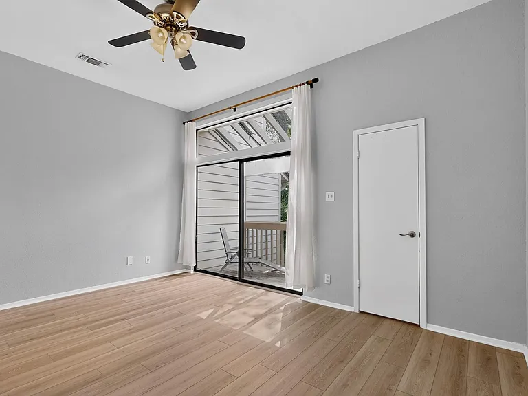 3801 Menchaca Rd #25 — Photo 14