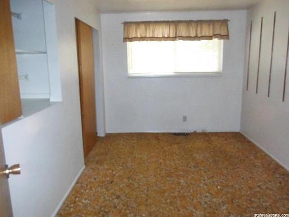5th image of 4384 W Annapolis Dr