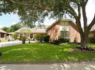 10027 Sagemill Dr, Houston, TX 77089
