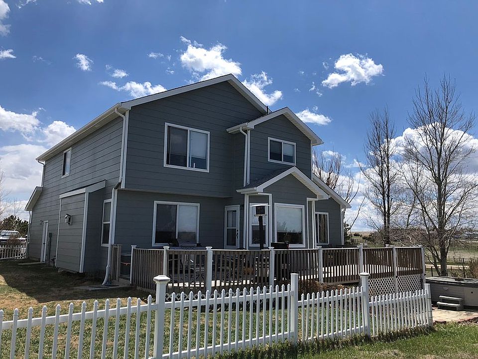 2nd image of 43427 Midsummer Ln