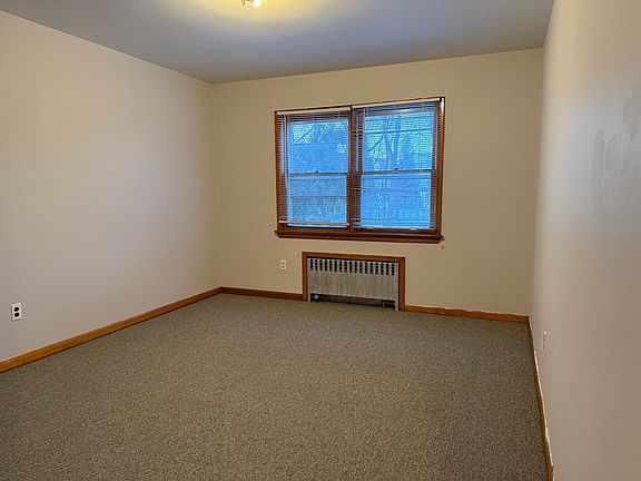 4th image of 73 Madeline Ave #1F