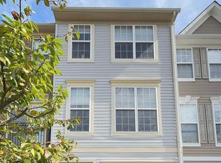 15616 John Diskin Cir, Woodbridge, VA 22191