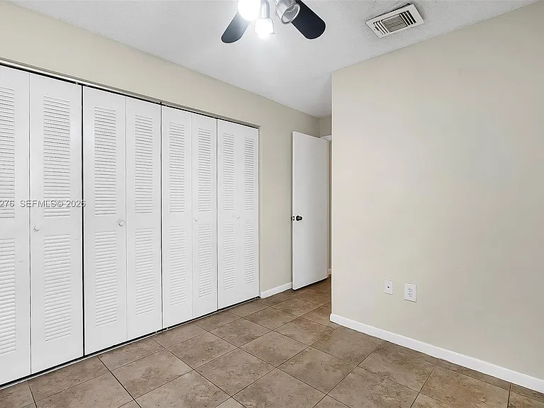 681 Thornridge Ave — Photo 8