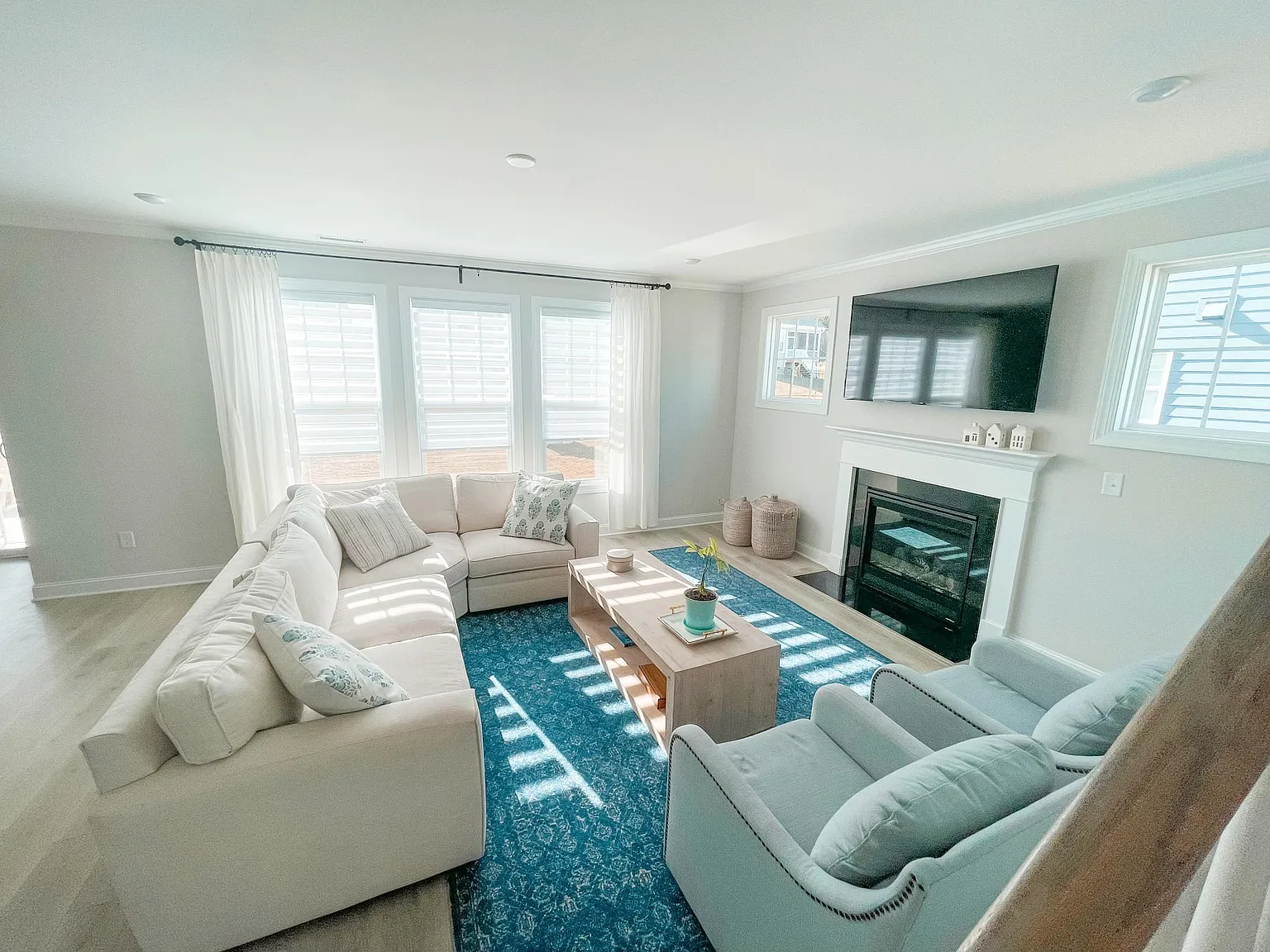 4 bed, 2980 sqft, $3,100 — Photo 2