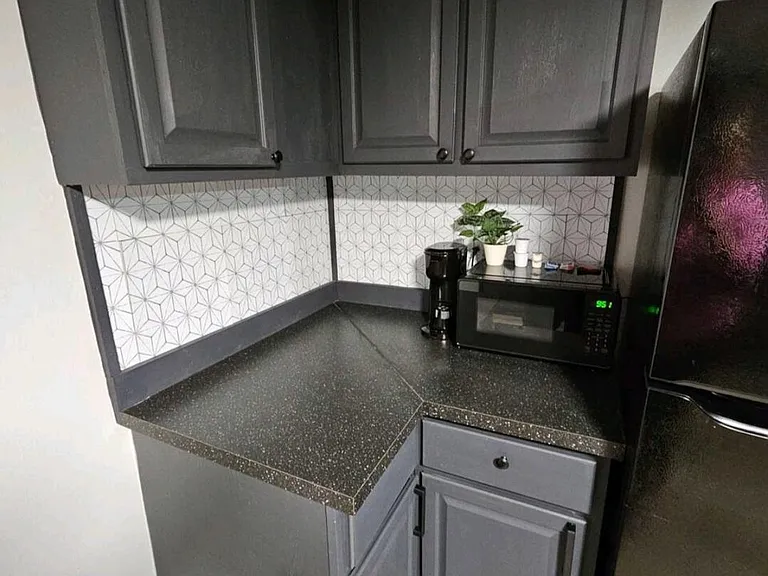 227 W Washington Ave — Photo 5