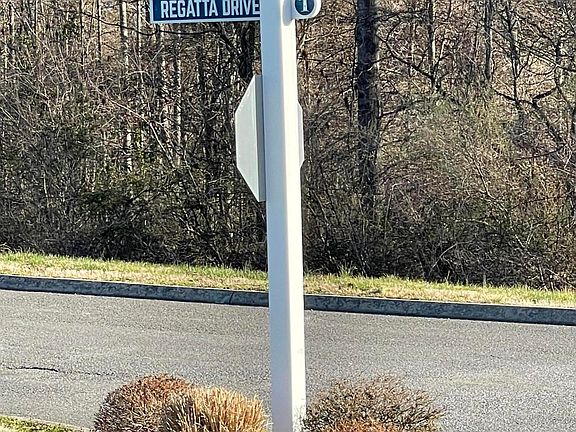 2nd image of Regatta Dr