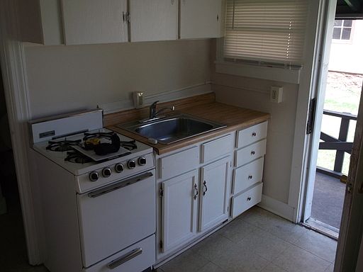 1st image of 317 Gold Ave NW APT 1