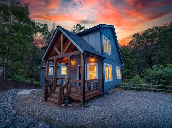 239 Lucille Ave, Ellijay, GA 30540